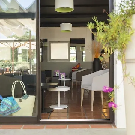 Belambra Clubs - Pinsolle Tatil parkı 3*