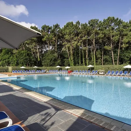 Belambra Clubs - Pinsolle Tatil parkı